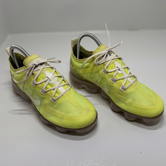 Women’s Nike Air VaporMax 2019 Volt Neon Yellow Running Shoes Size 7.5 - Picture 4 of 15